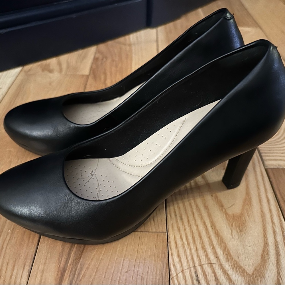 Clarks Ambyr Joy High-Heeled Comfort Pumps size 8 - Picture 7 of 9